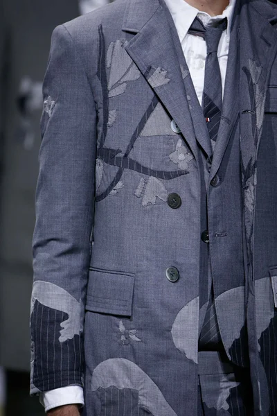 Look 72